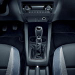 Особенности тормозов и коробки передач в автомобиле Škoda Octavia Tour